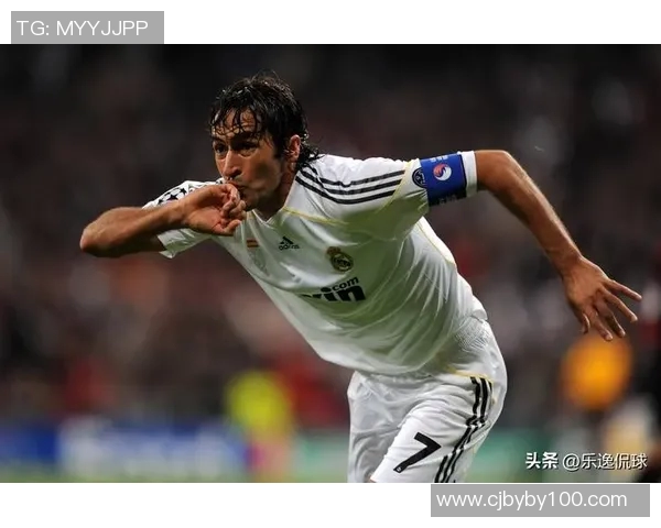 足球77号球星是谁 揭秘77号球衣背后传奇人物的辉煌历程